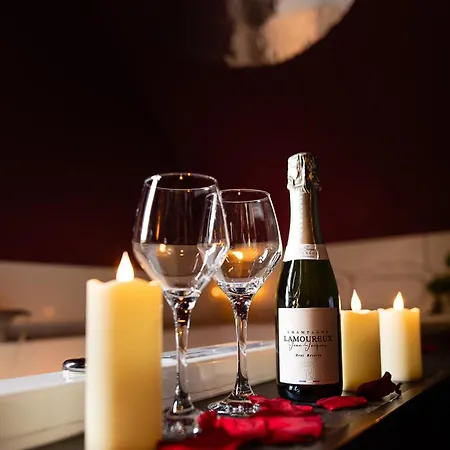 Urban 3 Nuances De Plaisir Апартаменты